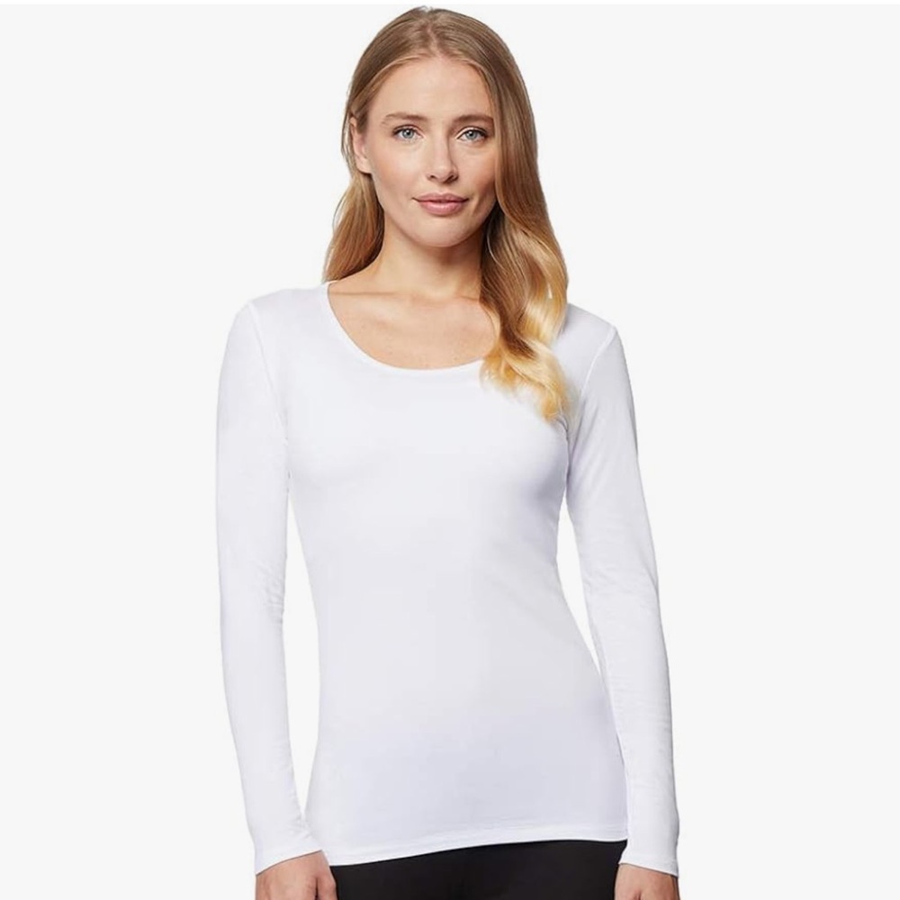 32 Degrees Women’s Classic White Long Sleeve Tee Shirt Size Medium NWT